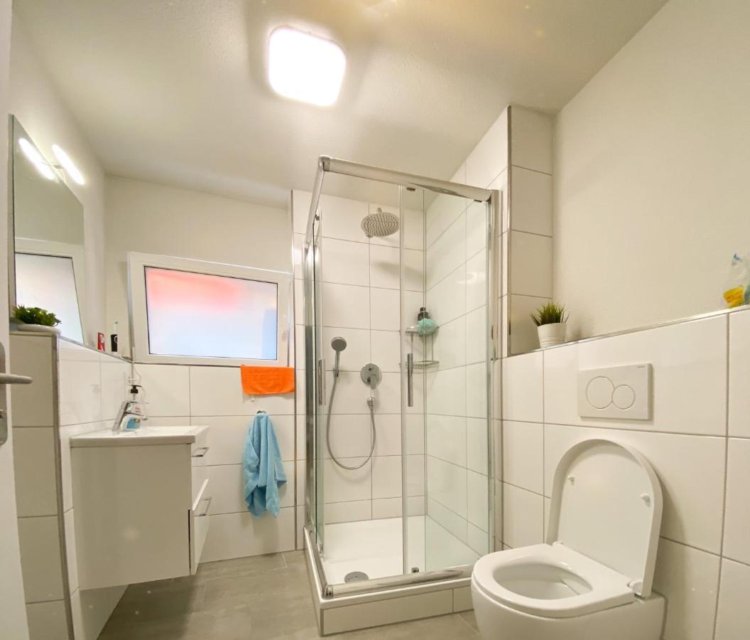 Traumhaftes Privatzimmer In Karlsruhe Buitenkant foto